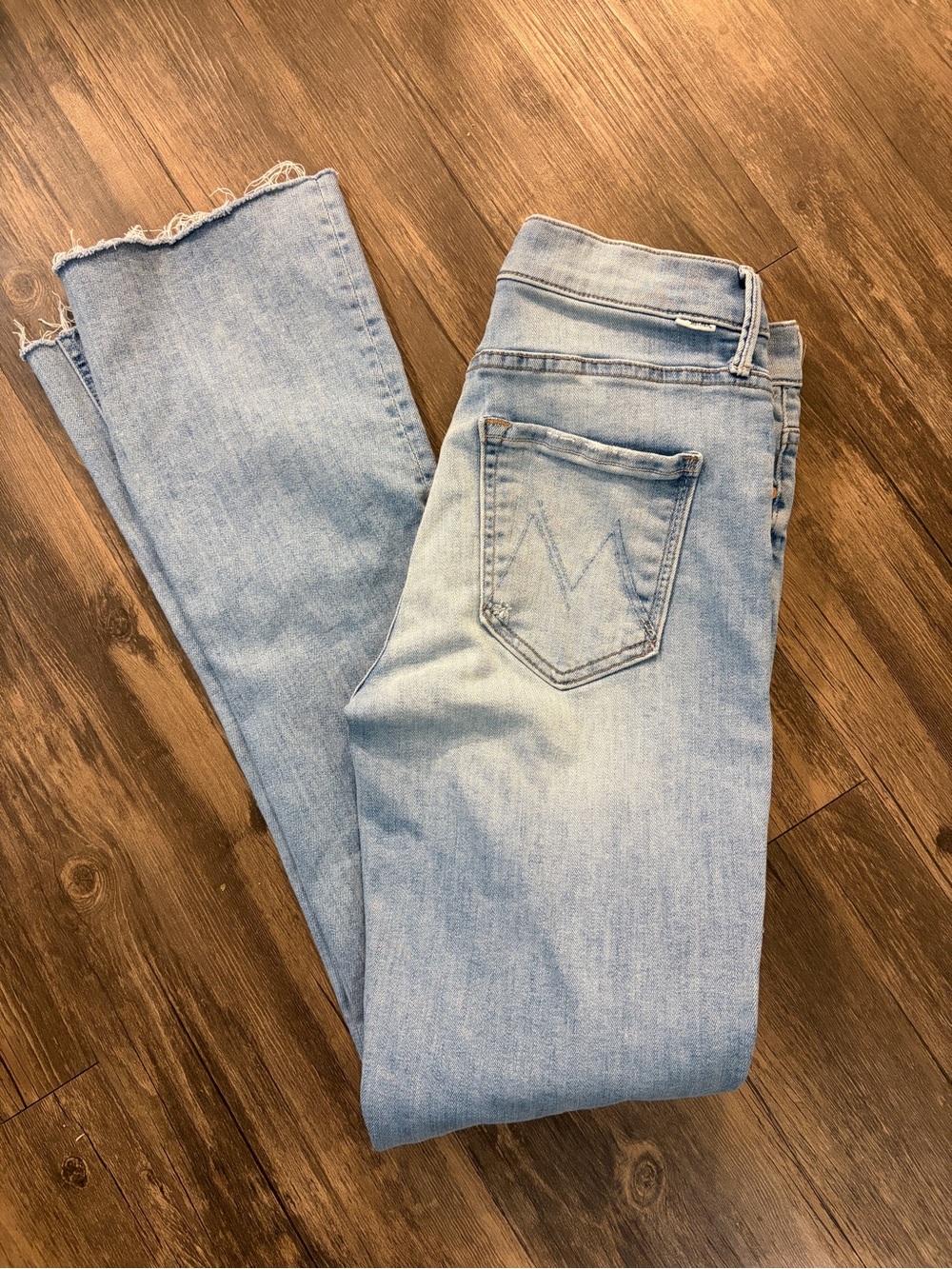 MOTHER Light Wash Women’s Jeans - Casual Straight Leg